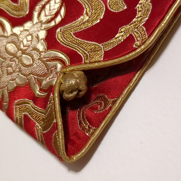 Vintage Traditional Chinese Red and Gold Silk Blouse with Scalloped Collar 3/4 - Picture 7 of 8